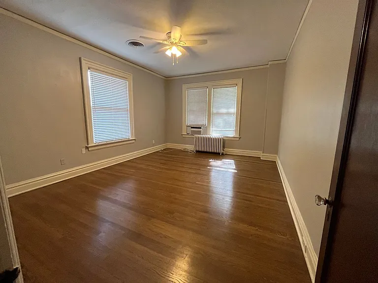 240 S Belvedere Blvd — Photo 20