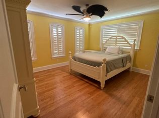 8708 W Gulf Blvd, Treasure Island, FL 33706