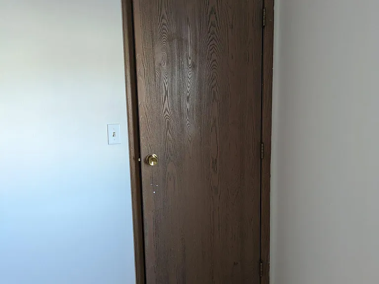Walk-in Closet in Room 1
