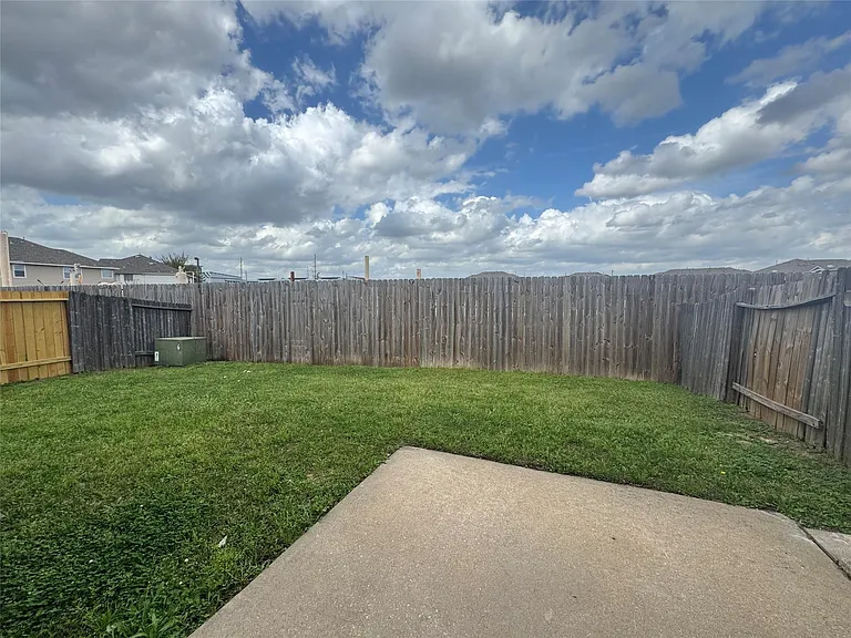 11531 Jacinth Ct — Photo 16