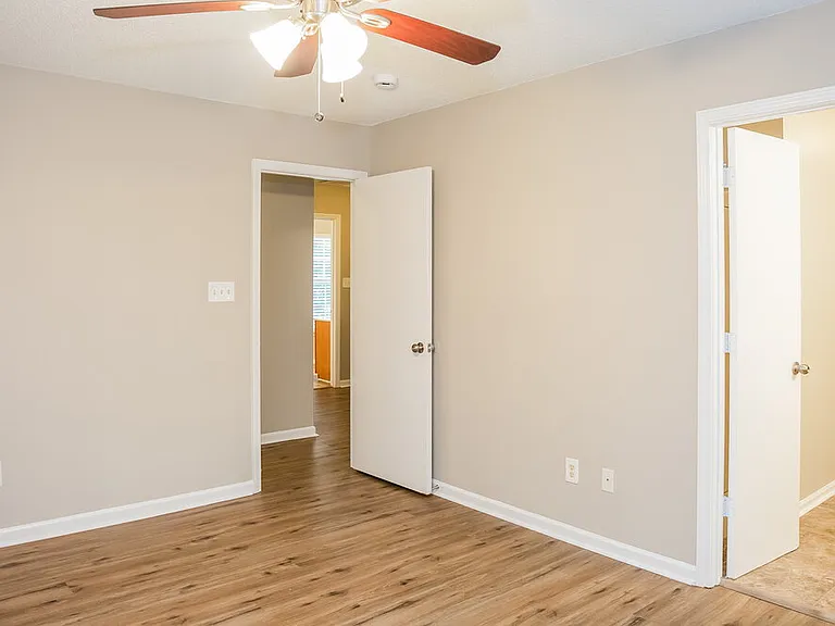 10555 Katie Creek Ct — Photo 12