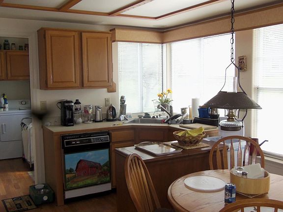 5th image of 1054 B Buckingham Drive #A
