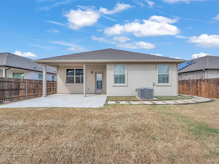17925 Curio Dr — Photo 26