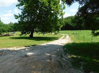 5977 Sulphur Mountain Rd, Harrison, AR 72601