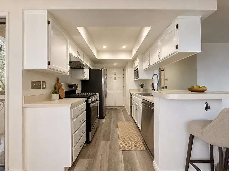 4005 Louisiana St #5 — Photo 3