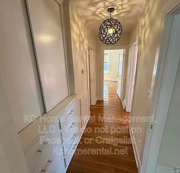 7208 Jefferson St — Photo 17