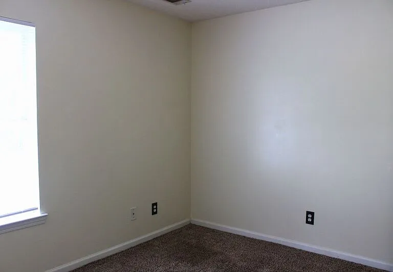 132 Bluelake Blvd — Photo 32