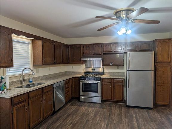 4th image of 3835 Cypress St #1/2
