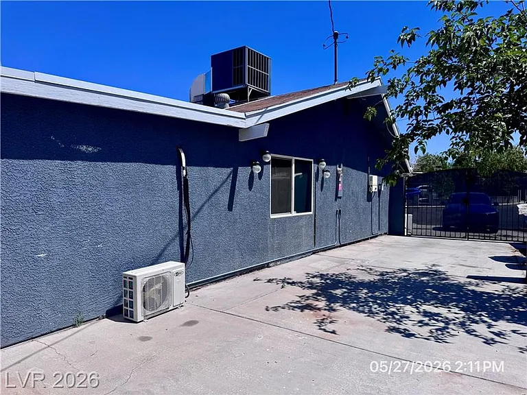 4248 Montdale Ave — Photo 30