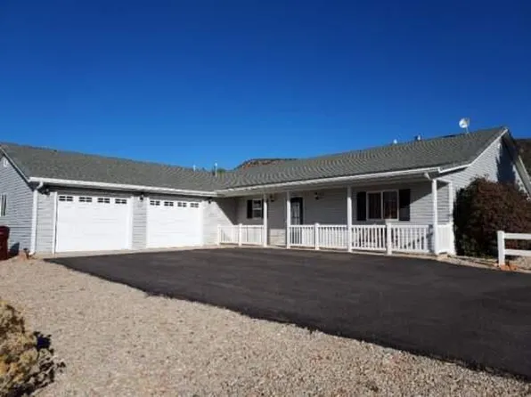 762 W Wipishani Ln, New Harmony, UT 84757