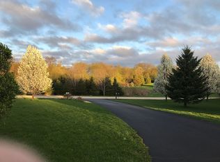 1930 N Granite Dr, Janesville, WI 53548