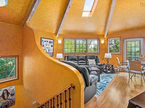 5th image of 107 Prospect Bay Rd