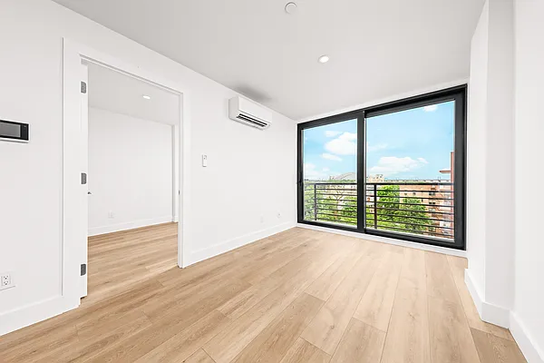Rented by REAL New York | media 6