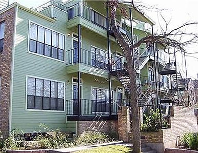1st image of 915 W 22nd 1/2 St APT 205