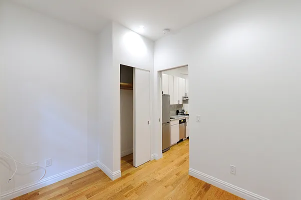 Rented by Aether Property Group | media 7