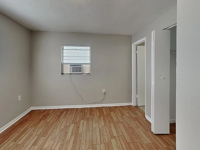 4333 Cynthia St — Photo 12