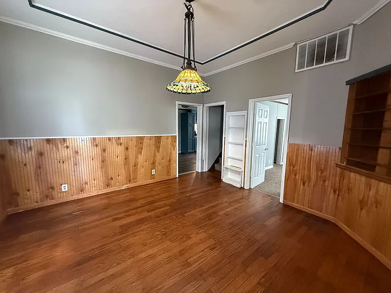 1325 S G St — Photo 2