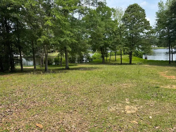 16 Marlin Cir, Hattiesburg, MS 39402