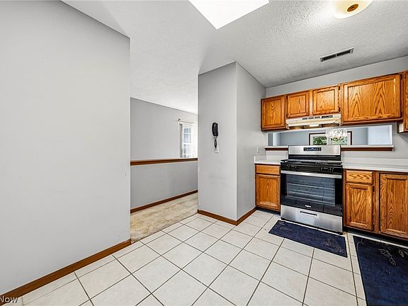 3rd image of 6221 Center St
