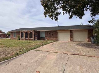 901 NW Columbia Ave, Lawton, OK 73507