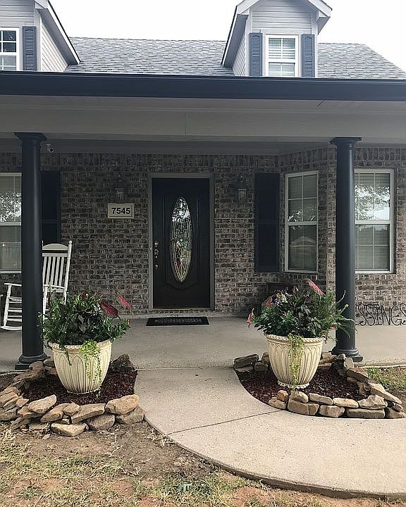 Front door entrance 