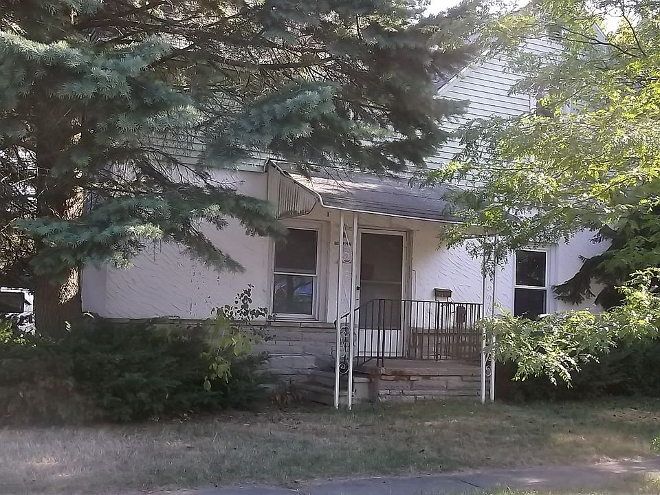 1st image of 175 Roseneath Ave