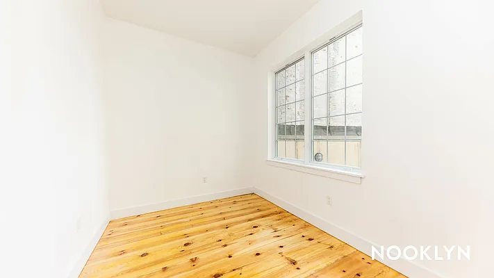 Rented by Nooklyn NYC LLC | media 76