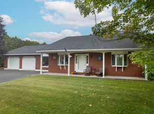 6 Charter Hill Dr, Rutland, VT 05701