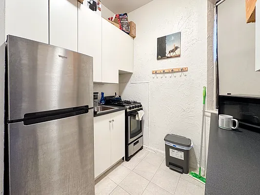 Rented by Oxford Property Group | media 14