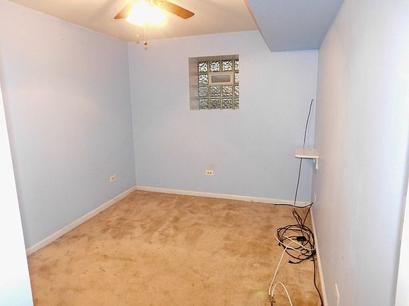 5th image of 4736 S Saint Lawrence Ave