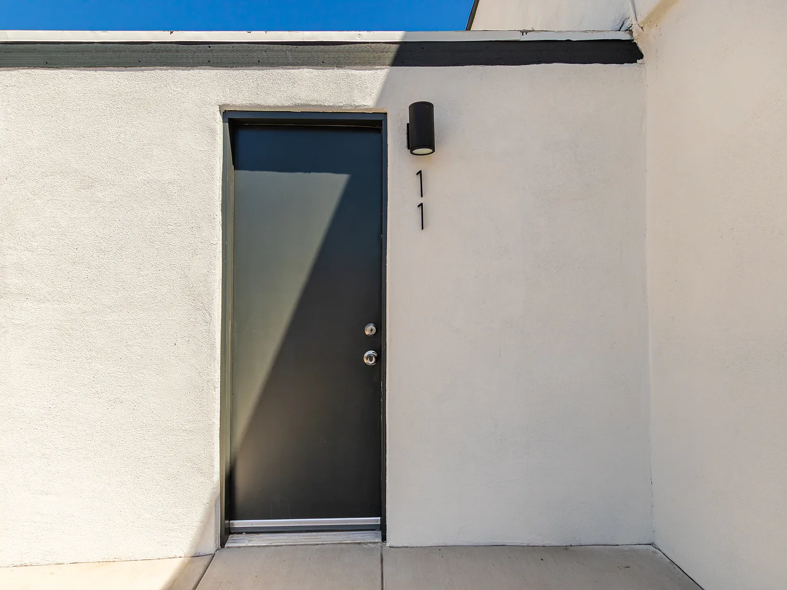 Studio, 250 sqft, $995 — Photo 4