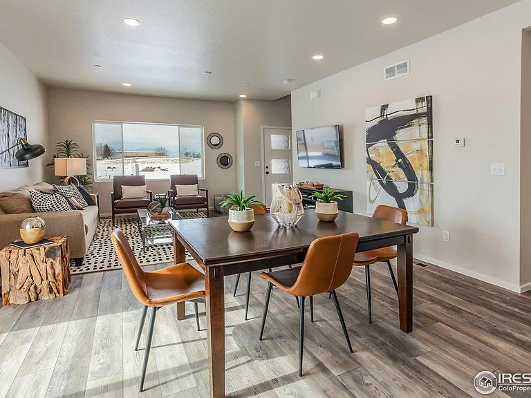 2814 Barnstormer St — Photo 15