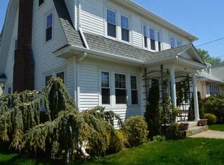 38 Welfare Ave, Cranston, RI 02910