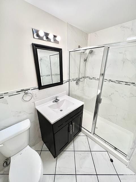 1st image of 107 N Walnut St #308