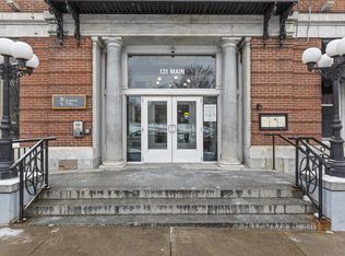 131 Main St APT 604, Burlington, VT 05401