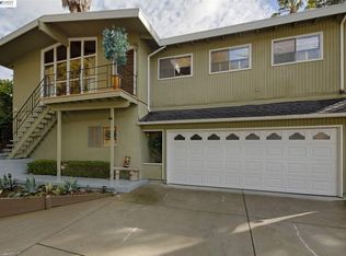 17952 Vineyard Rd, Castro Valley, CA 94546
