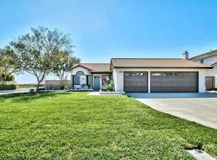 2755 W Fairview Dr, Rialto, CA 92377