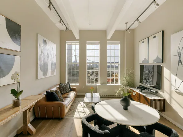 184 Kent Avenue image 1 of 14