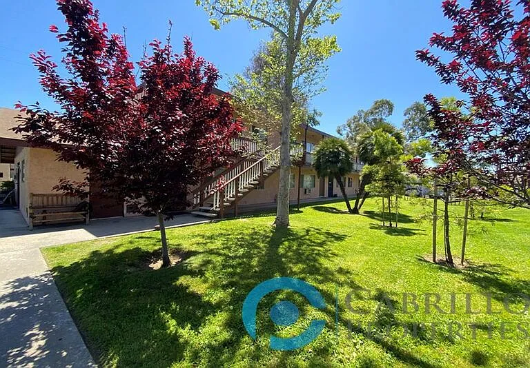 925 Martin Dr #2 — Photo 18