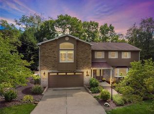 5175 Lakeview Dr, Gibsonia, PA 15044