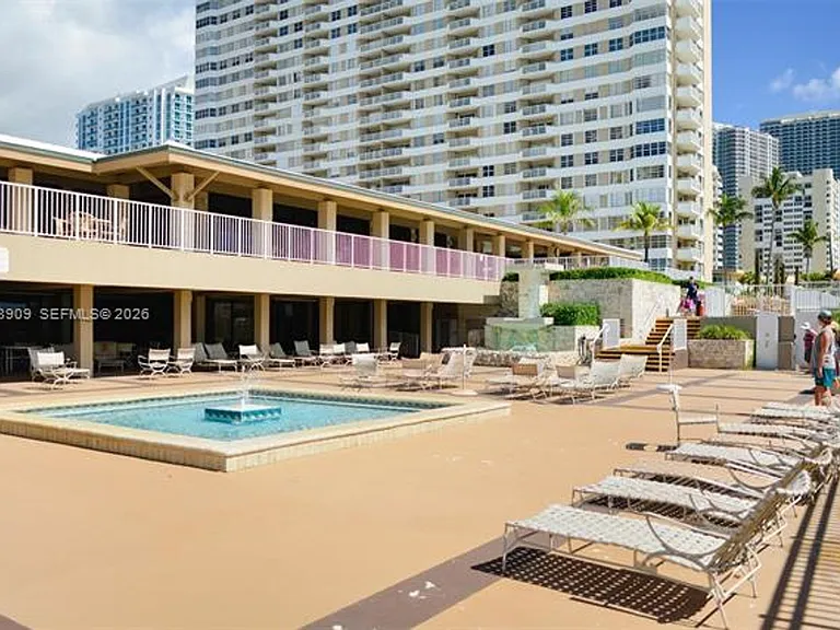 1950 S Ocean Dr #CU-5Q — Photo 36
