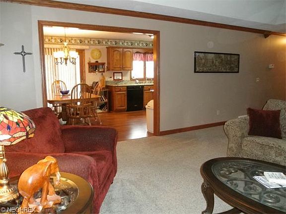 5th image of 4695 Baywood Dr