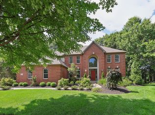 1323 Crystal Tree Ct, Blacklick, OH 43004