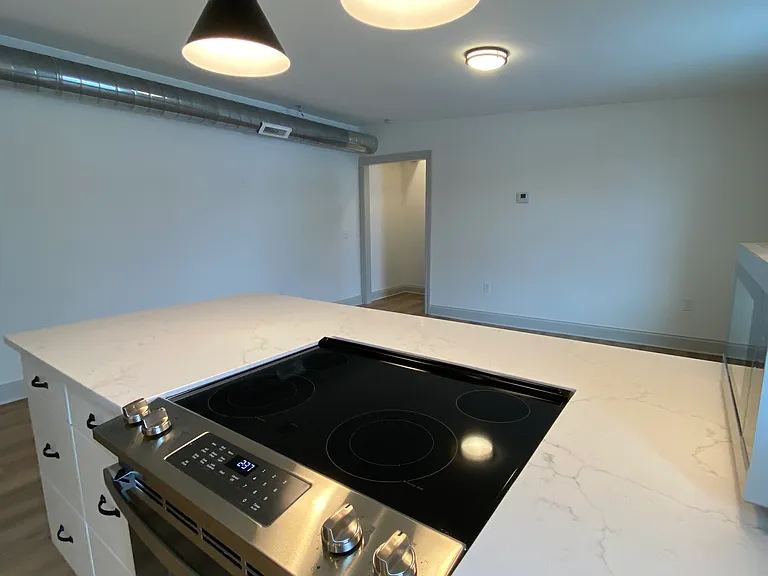125 W Columbus Ave #3 — Photo 11