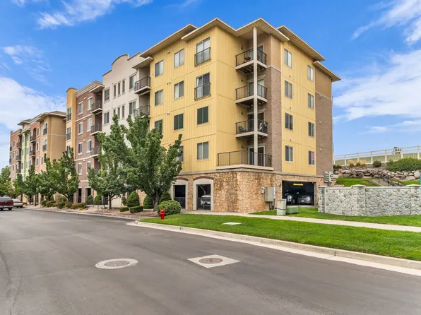 165 W Albion Village Way #105, Sandy, UT 84070