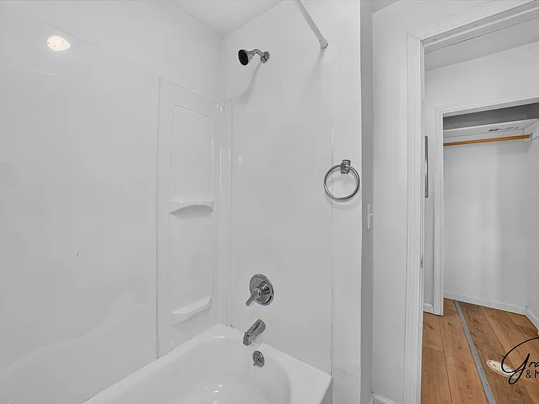 12932 Greiner St — Photo 16