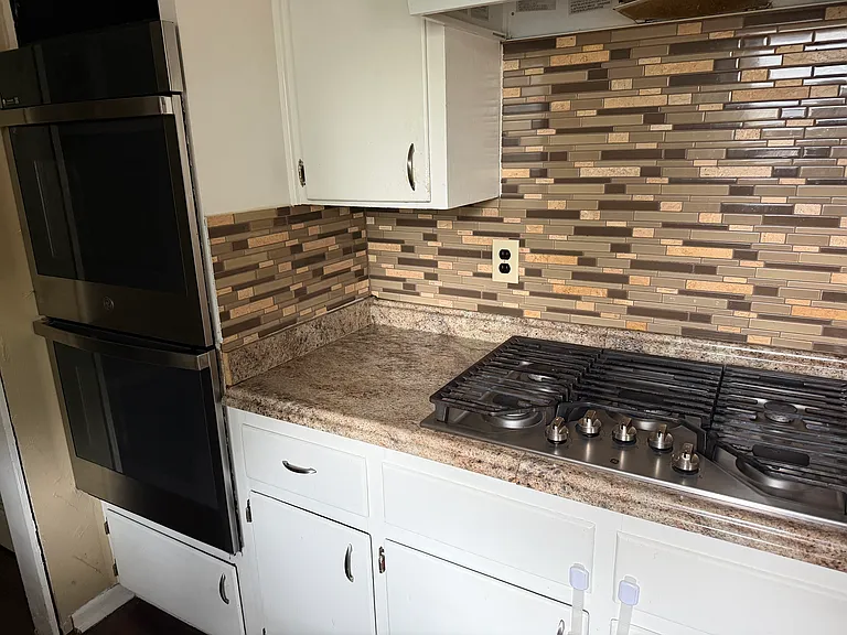 615 Bishop Dr — Photo 8