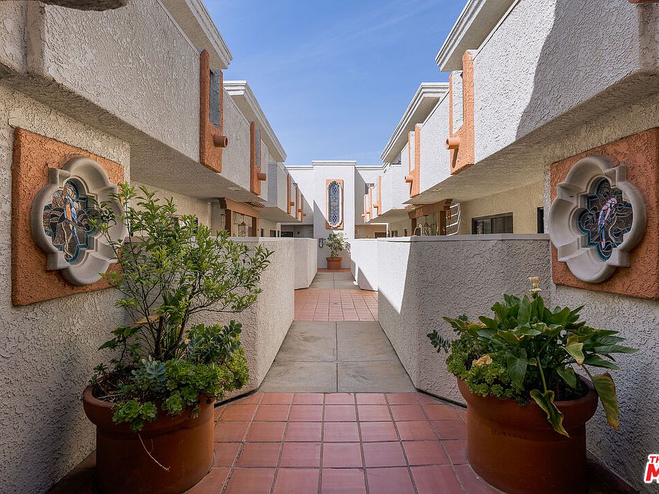 1st image of 3271 Sawtelle Blvd APT 204