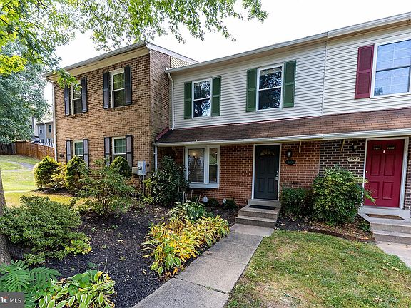2nd image of 8914 Shamrock Ct