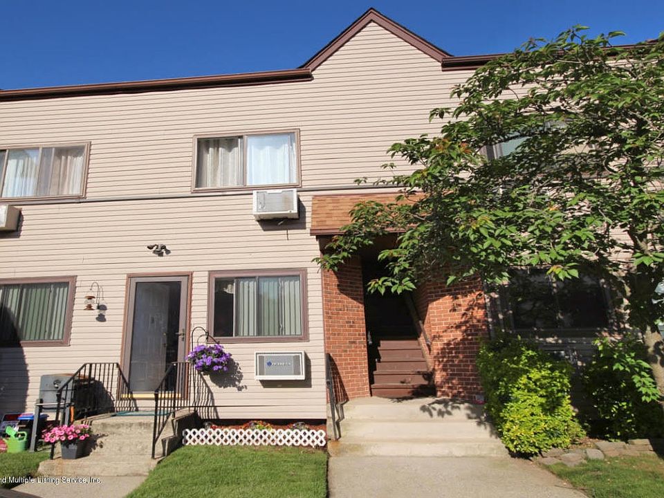 1st image of 360 Barlow Ave APT 11A